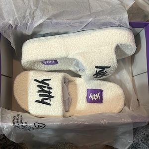 NEW Yitty Slippers